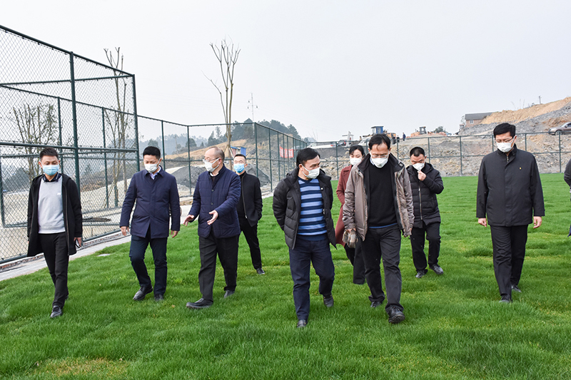 內(nèi)江副市長邢偉平一行赴川威集團連界基地調(diào)研(圖2)