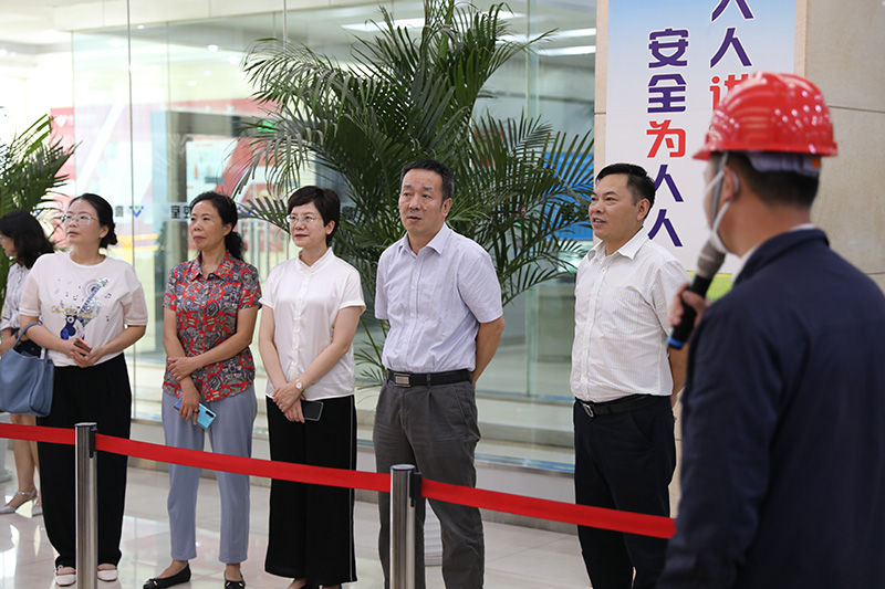 省機(jī)電冶煤工會(huì)到川威集團(tuán)專(zhuān)題調(diào)研(圖1)