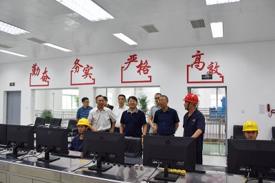 經(jīng)濟(jì)和信息化廳技改處處長(zhǎng)孫仁偉一行到川威連界基地調(diào)研