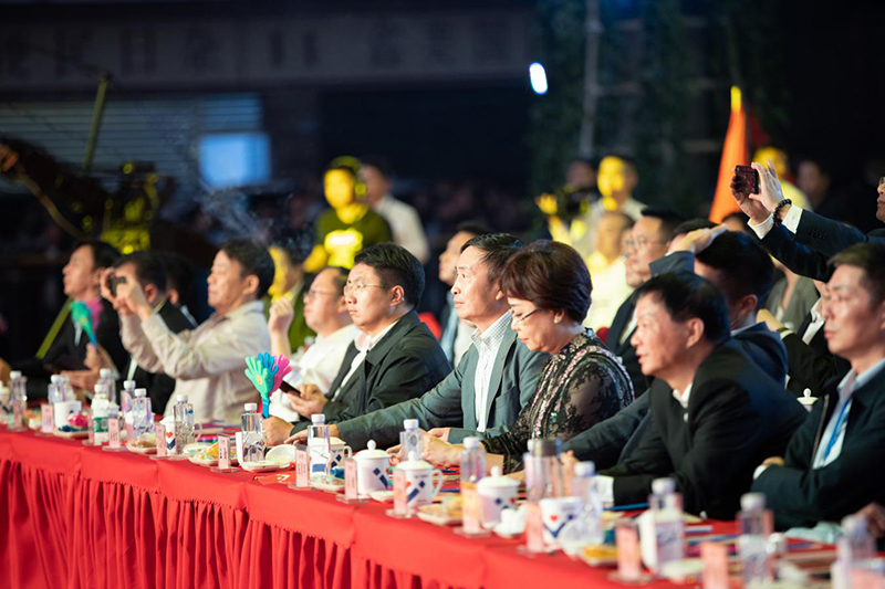 集團(tuán)公司舉行2020迎中秋慶國慶文藝晚會(圖7)