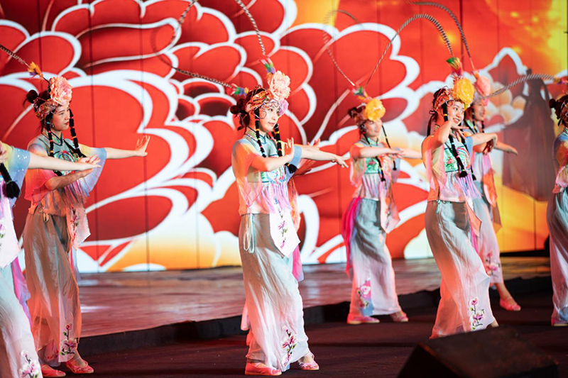 集團(tuán)公司舉行2020迎中秋慶國慶文藝晚會(圖12)