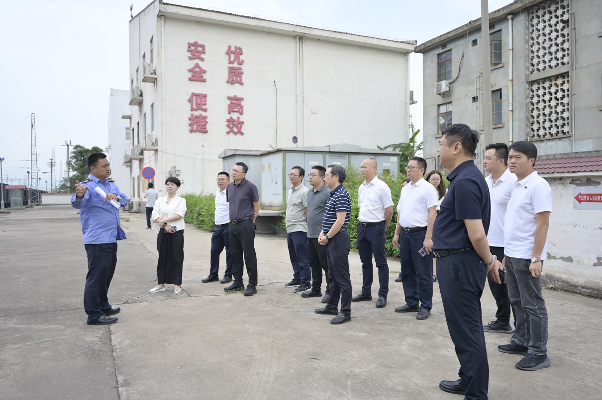 搶抓新機(jī)遇，謀求新合作，匯聚新動(dòng)能——內(nèi)江考察團(tuán)蒞臨通宇物流參觀交流(圖3)