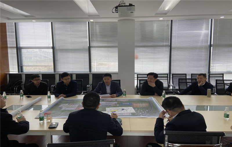 內(nèi)江市市中區(qū)區(qū)委書(shū)記馬炬一行蒞臨通宇物流渤商公司視察指導(dǎo)工作(圖2)