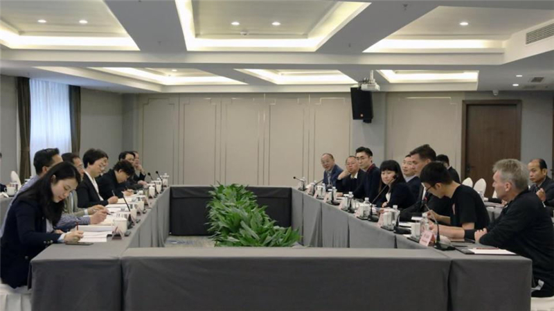 內(nèi)江市市長(zhǎng)鄭莉一行到川威集團(tuán)座談交流(圖6)
