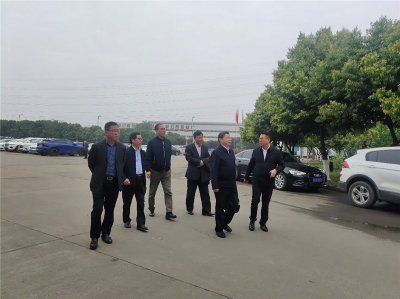 中國建筑金屬結構協(xié)會鋼結構分會常務副會長胡育科一行到川威集團龍泉基地考